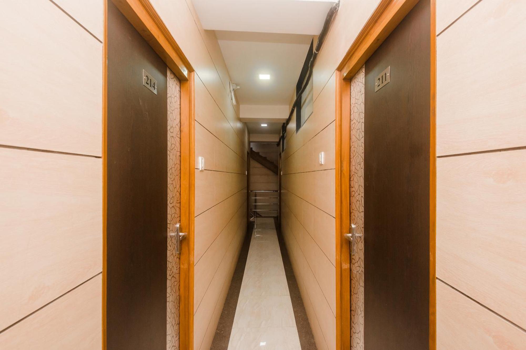 Hotel O Kamal مومباي المظهر الخارجي الصورة